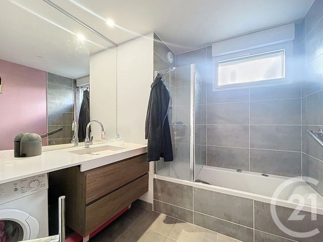 Appartement T3 à vendre - 3 pièces - 64.0 m2 - ARRADON - 56 - BRETAGNE - Century 21 Immobilière Du Golfe