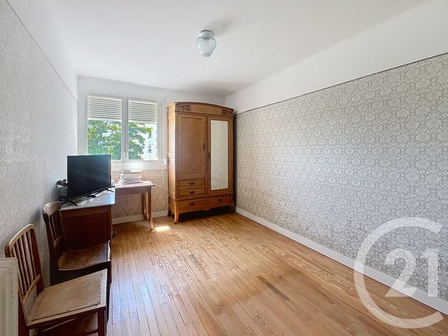Appartement T4 à vendre - 4 pièces - 82.87 m2 - VANNES - 56 - BRETAGNE - Century 21 Immobilière Du Golfe