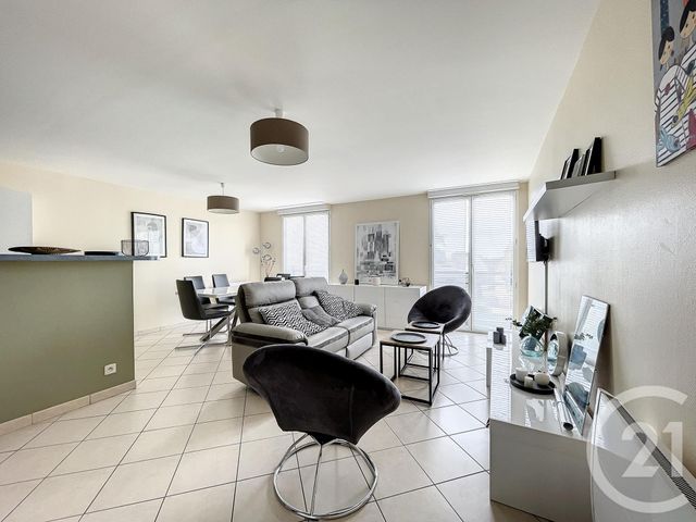 Appartement F3 à vendre - 3 pièces - 68.2 m2 - LARMOR BADEN - 56 - BRETAGNE - Century 21 Immobilière Du Golfe