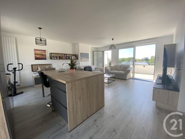 Afficher la photo en grand Appartement F2 à vendre - 2 pièces - 59.0 m2 - ARRADON - 56 - BRETAGNE - Century 21 Immobilière Du Golfe
