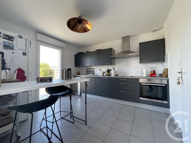 maison à vendre - 5 pièces - 98.76 m2 - LARMOR BADEN - 56 - BRETAGNE - Century 21 Immobilière Du Golfe maison à vendre - 5 pièces - 98.76 m2 - LARMOR BADEN - 56 - BRETAGNE - Century 21 Immobilière Du Golfe
