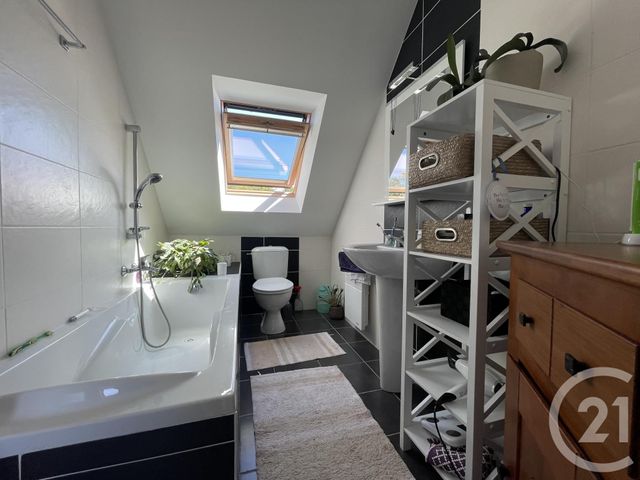 maison à vendre - 5 pièces - 98.76 m2 - LARMOR BADEN - 56 - BRETAGNE - Century 21 Immobilière Du Golfe maison à vendre - 5 pièces - 98.76 m2 - LARMOR BADEN - 56 - BRETAGNE - Century 21 Immobilière Du Golfe